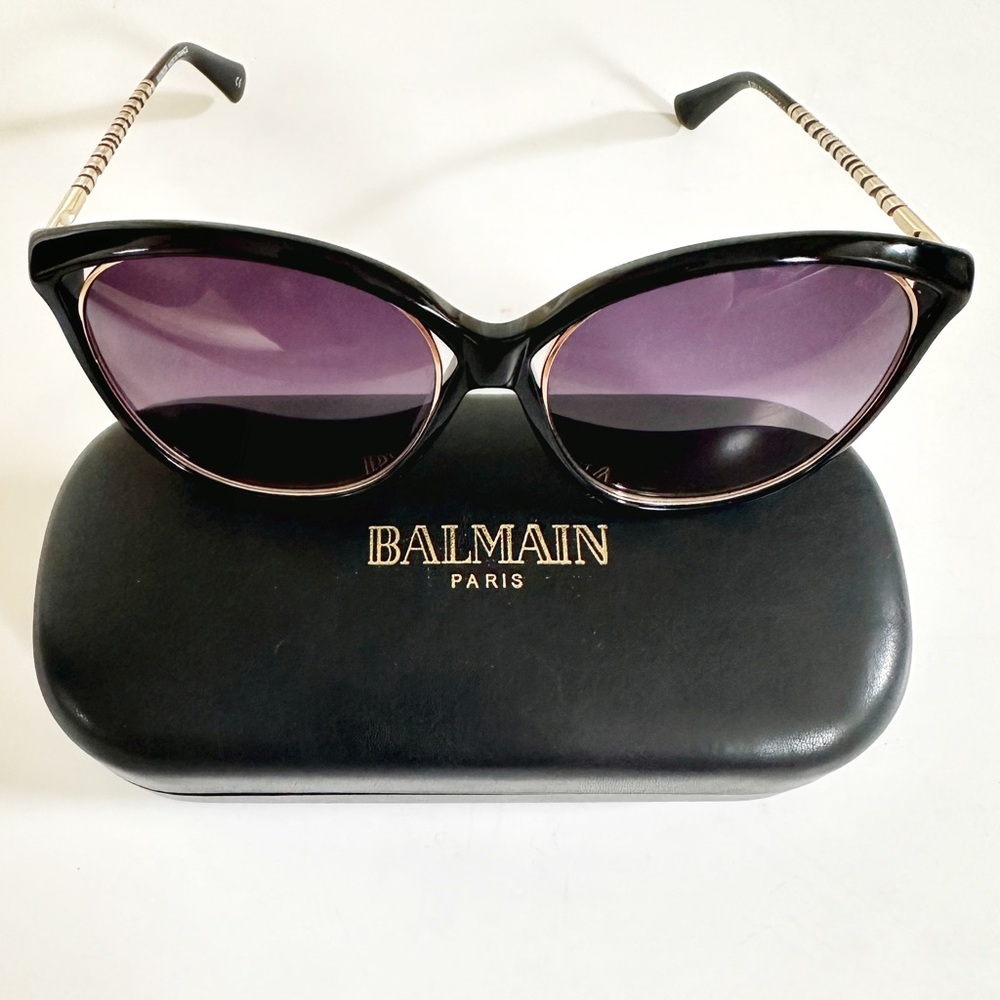 Balmain Womens Sunglasses Black Gold BL2504